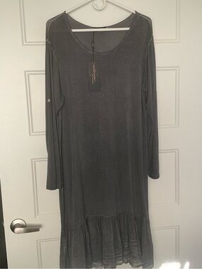 Papa Dress Long Sleeves (New) Made in Vancouver